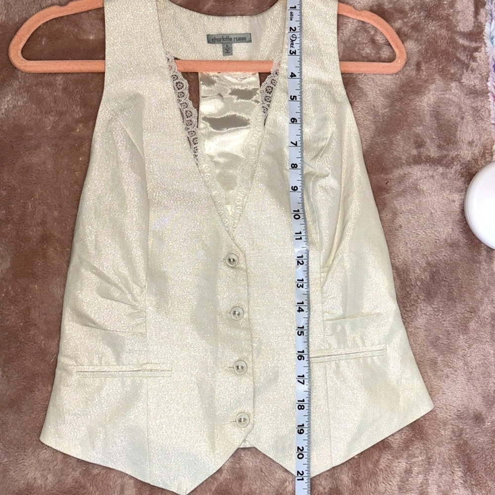 Shimmering Cream Vest - Picture 5 of 8